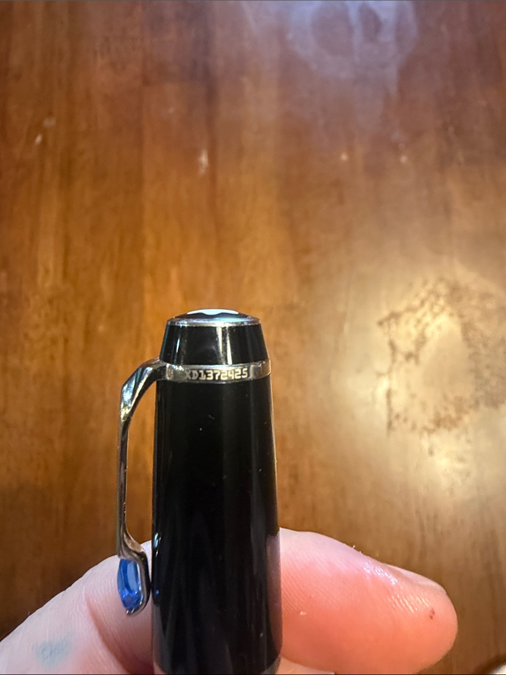 Mont Blanc retractable luxury fountain pen (4080) - Picture 8 of 10